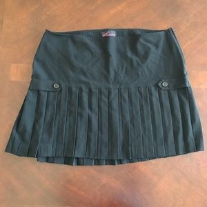 Torrid Pleated Miniskirt NWOT